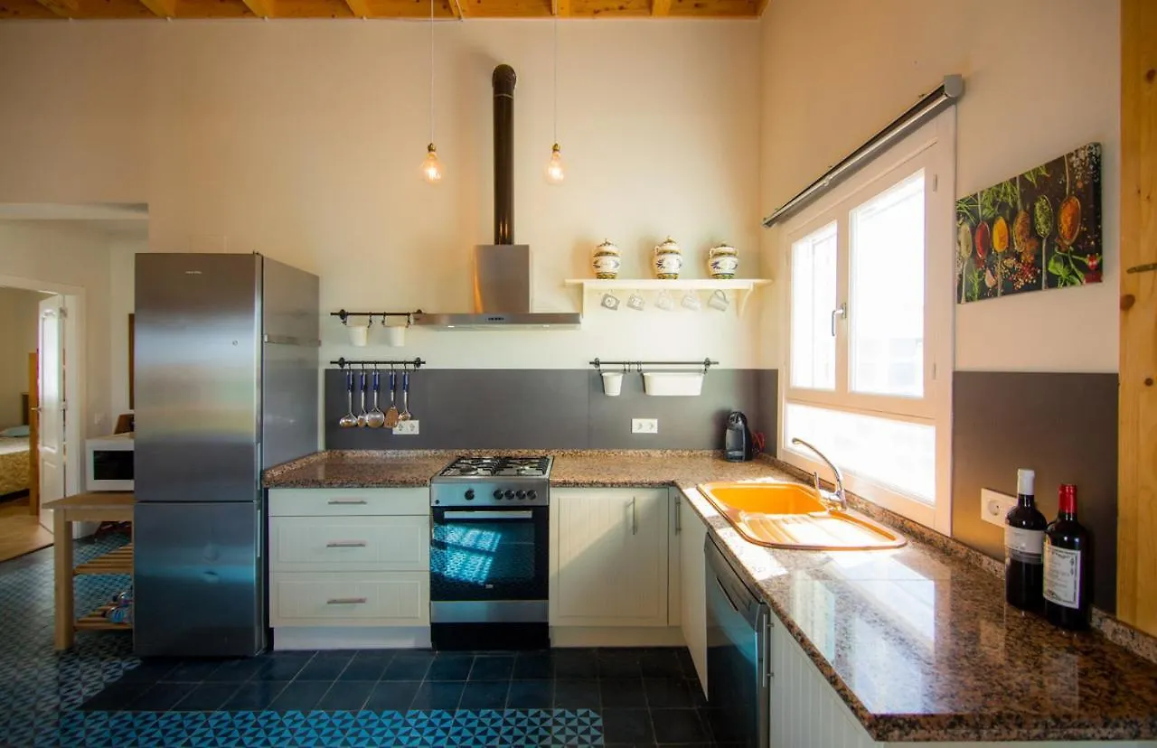 Casa Autosustentable Con Piscina, Huvagondili Zahora 0*,