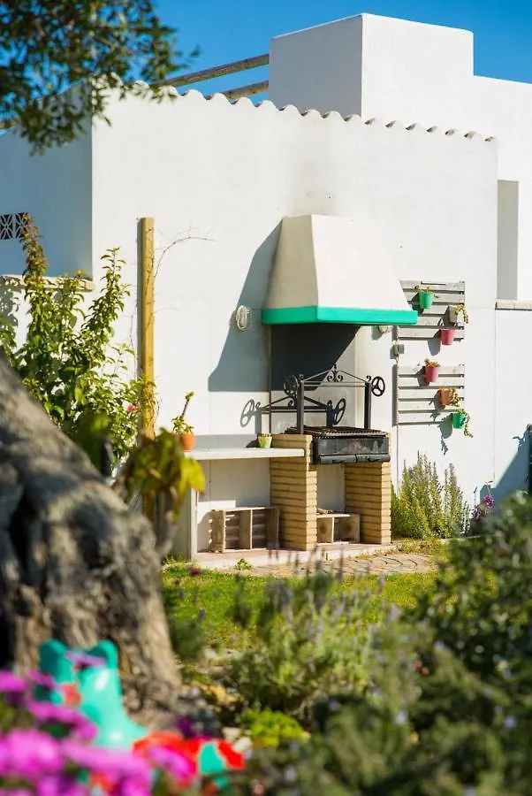Сasa de vacaciones Casa Autosustentable Con Piscina, Huvagondili Zahora España