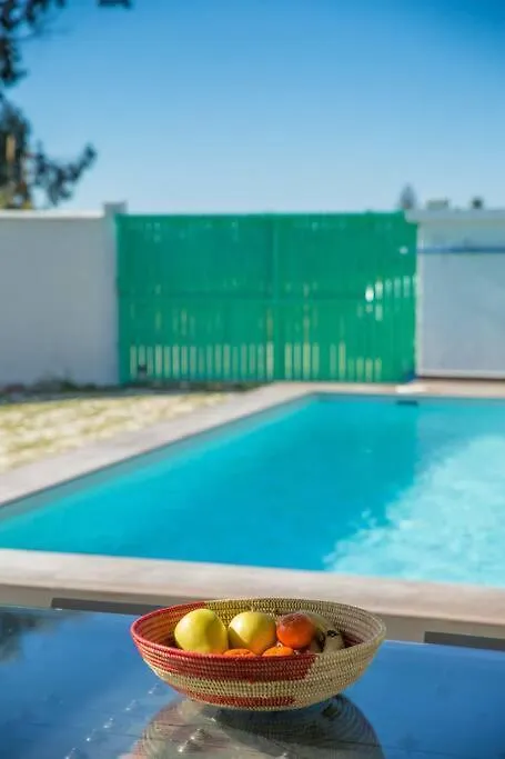 Casa Autosustentable Con Piscina, Huvagondili Zahora 0*,